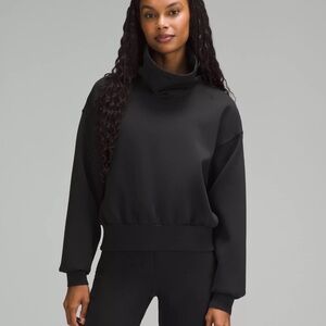 Lululemon Full Flourish Pullover size 2